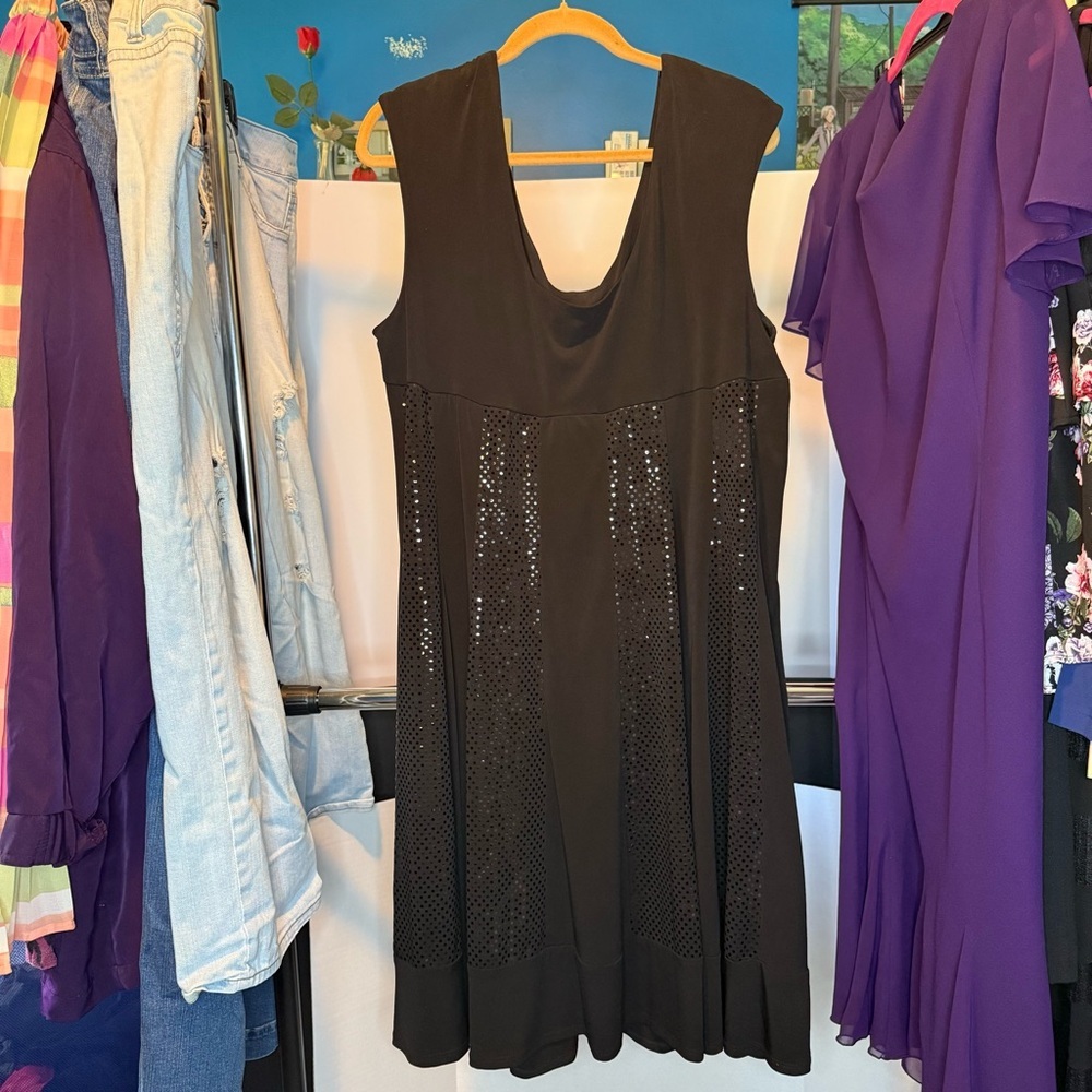dress barn size 22W Black with shimmery sequined panels Sleeveless Midi Dress